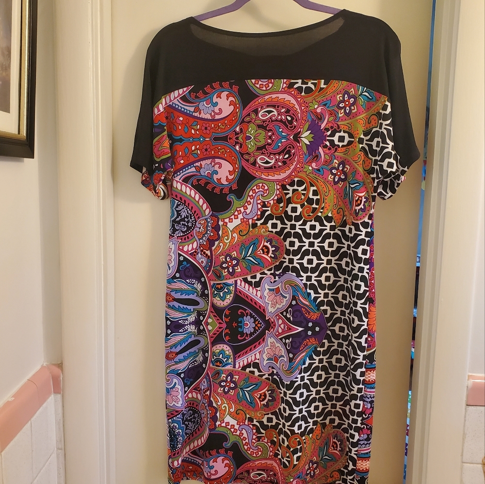 Colorful dress! Never Worn
